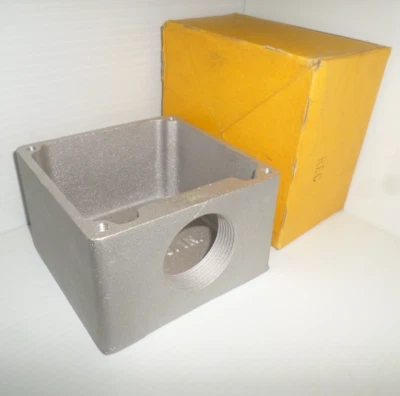 ⭐NUEVO EN CAJA⭐ Hubbell HBL26401 "HUBBBELLOCK" 60A CAJA TRASERA 60-Amp 🔴USA🔵 Foto 1 de 4