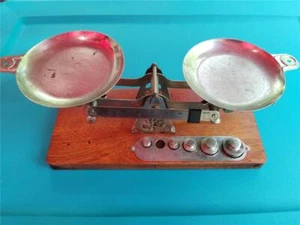 Vintage Eastman Kodak Studio Scale balance w/ weights and pans Darkroom - Picture 1 of 6