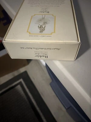 VESTIDO DE CÓCTEL RUBOR Y DORADO MUÑECA BARBIE SILKSTONE 2016 MATTEL DWF55 SIN USAR, EN CAJA ORIGINAL Foto 1 de 4