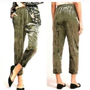 Anthropologie Small Green Velvet boho|indie Capri Pants Size Small - Picture 1 of 7