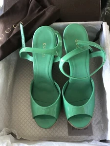 GUCCI GREEN Patent Leather Espadrille Cork Wedge Sandals Size 8.5 - Picture 1 of 10