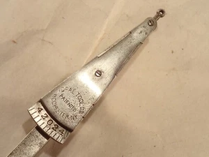 IDEAL TOOL CO. Indicatore Pat'd vintage con supporto, Rochester, NY (Starrett n. 564) - Foto 1 di 5