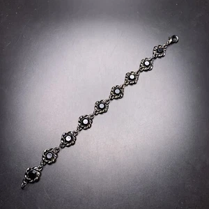 Gunmetal Flower Bracelet Black Rhinestone Floral Dainty Simple 7.5 Inch - Picture 1 of 6