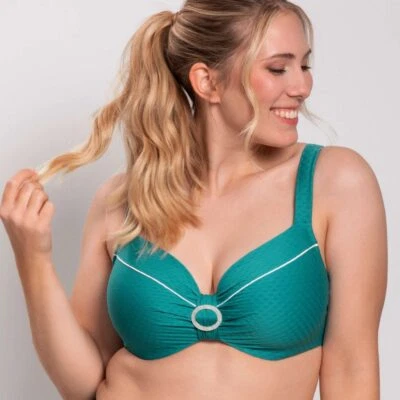 Ulla Portofino Bikinioberteil Cup mit Bügel 50 G Artikelnummer: 97-22 UVP 119,90 - Bild 1 von 4