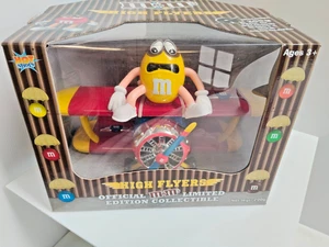 Avión de edición limitada M&Ms Collectables High FLyers rojo y amarillo nuevo en caja mms -AF - Imagen 1 de 13