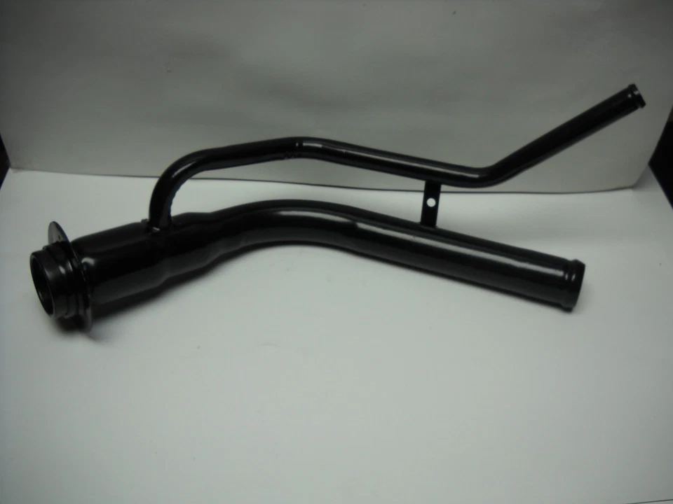 Fuel Filler Neck Fits 2000-2001-2002 Dodge Ram P/U  - Изображение 1 из 1