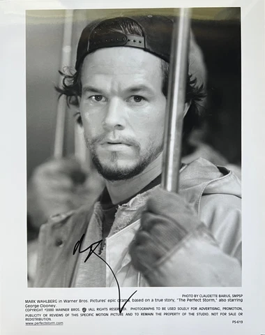 The Perfect Storm MARK WAHLBERG SIGNED 8x10 Photo Cover
