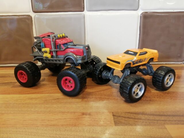 Preços baixos em Monster Trucks Hot Wheels Racing em metal fundido