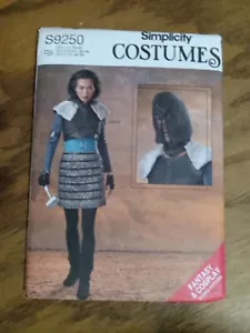 EINFACHHEITSMUSTER 9250 COSPLAY KAPUZE KOSTÜM MISSES GRÖSSEN 14 16 18 20 22 UNGESCHNITTEN - Bild 1 von 2
