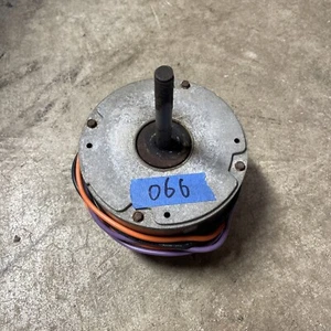 Emerson FAN MOTOR K55HXDFM-6844 68J9701 1/6 HP 208/230V 1075RPM used - Picture 1 of 2