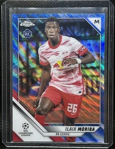 2021-22 Topps Chrome UCL /75 Ilaix Moriba Rookie Blue Wave #95 Lipsia RC - Foto 1 di 2