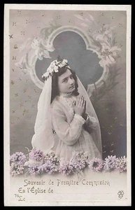 Edwardian 1910s original private photo postcard 1st communion girl pray - Picture 1 of 2