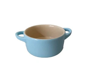 Le Creuset Sky Blue Mini Cocotte 8oz/250ml ein Ersatzstück OHNE Deckel Neu mit Etikett - Bild 1 von 9