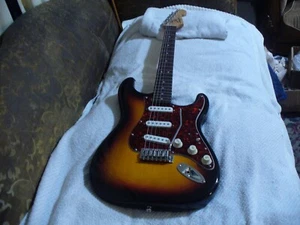FENDER SQUIER STRAT TOBACCO BURST REDONE COMPLETE SETUP WITH A GIG BAG USA SHIP! - Picture 1 of 13