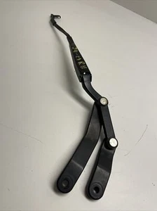 2010 Mercedes Benz C300 sedan FRONT RIGHT SIDE WINDSHIELD WIPER ARM OEM - Picture 1 of 10