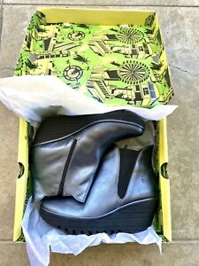 NEW FLY LONDON 42/10 KELPHIE GRAPHITE Ankle  Leather BOOTIES BLUE/GRAY BEAUTIFUL