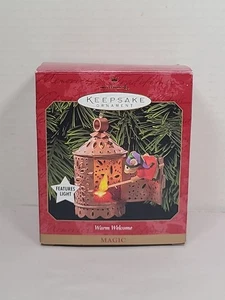 Hallmark Keepsake Ornament Warm Welcome 1999 - Picture 1 of 4