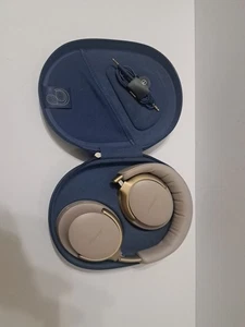 Bose QuietComfort Cuffie Bluetooth Ultra Cancellazione del Rumore Arenaria - Foto 1 di 6