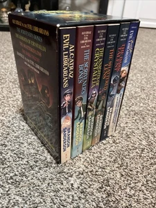 Alcatraz Versus The Evil Librarians Tpb Boxed Set: Books 1-6 - Picture 1 of 15