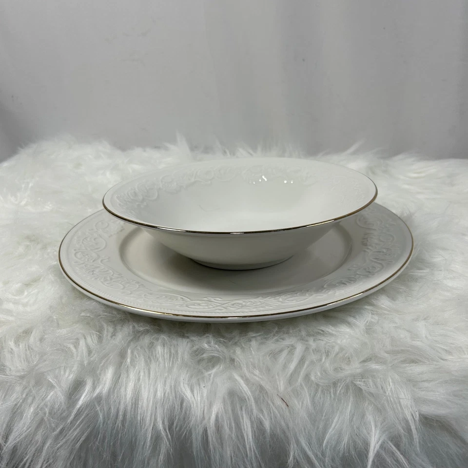Juego de vajilla Farberware Calais cuenco y plato oro blanco banda 22K seguro para horno Foto 1 de 4