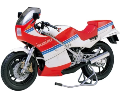 Tamiya 14029 Suzuki RG250 w/full options kit 1:12 modellismo - Immagine 1 di 2