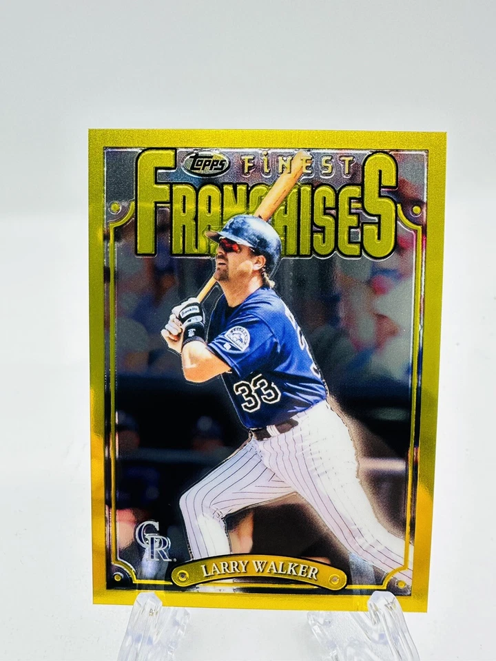 Larry Walker 2023 Topps Finest Flashbacks #182 Finest Franchises Gold Rare - Image 1 of 2