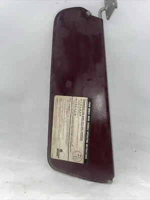 1981 93 Dodge W150 W250 Driver’s Sunvisor com instruções 4x4 - Imagem 1 de 4