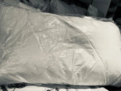 Almohada de dormir King relleno súper suave hecha a medida en EE. UU. Foto 1 de 4