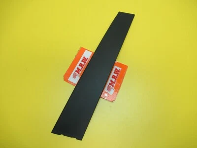 PANEL DE VENTANA DE VIDRIO DE PUERTA MOLDEADA LADO DEL CONDUCTOR DELANTERO OEM TOYOTA COROLLA 14-18 sedán Foto 1 de 4