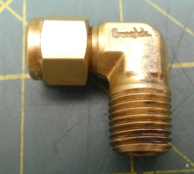 Swagelok B-400-2-4 Brass 90° Elbow 1/4" Tube OD x 1/4 " Male NPT Pipe Fitting - Image 1 of 4