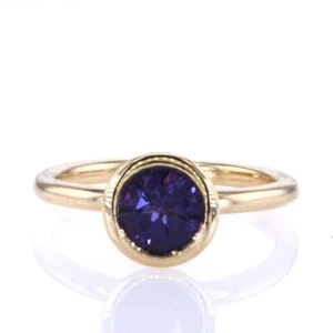 Klassischer Amethyst-Ring 14 Kt Gelbgold Zargenfassung 6,5 mm Rundschliff - Bild 1 von 1