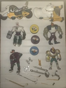 Vintage Action Figuren Konvolut. mighty ducks actionfiguren, Duck-cycle Und Mehr - Bild 1 von 21