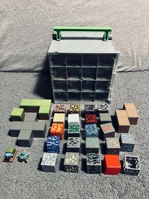 Minecraft Mini Figura Colecionador Estojo de Armazenamento com 23+ Cubos Mattel 2014 *✅Fotos Foras* - Imagem 1 de 4