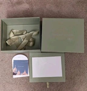 Van Cleef Arpels Authentic Green Large Empty Gift Box Ribbon Inset Envelope READ - Picture 1 of 10