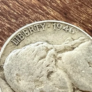 Jefferson Nickel 1946 RAR ohne Münzzeichen! Geringe Auflage 75% Kupfer 25% Nickel - Bild 1 von 8