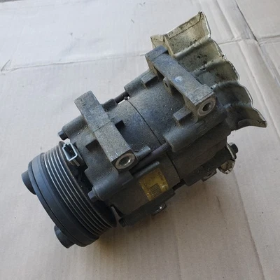 Компрессор кондиционера 1996-2001 Ford Explorer 5,0 л V8 121986 - Изображение 1 из 4