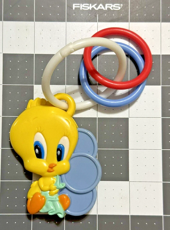 Anillo de dentición duro y suave Looney Tunes Lovables 1994 Gerber Piolín pájaro juguete para bebé Foto 1 de 4