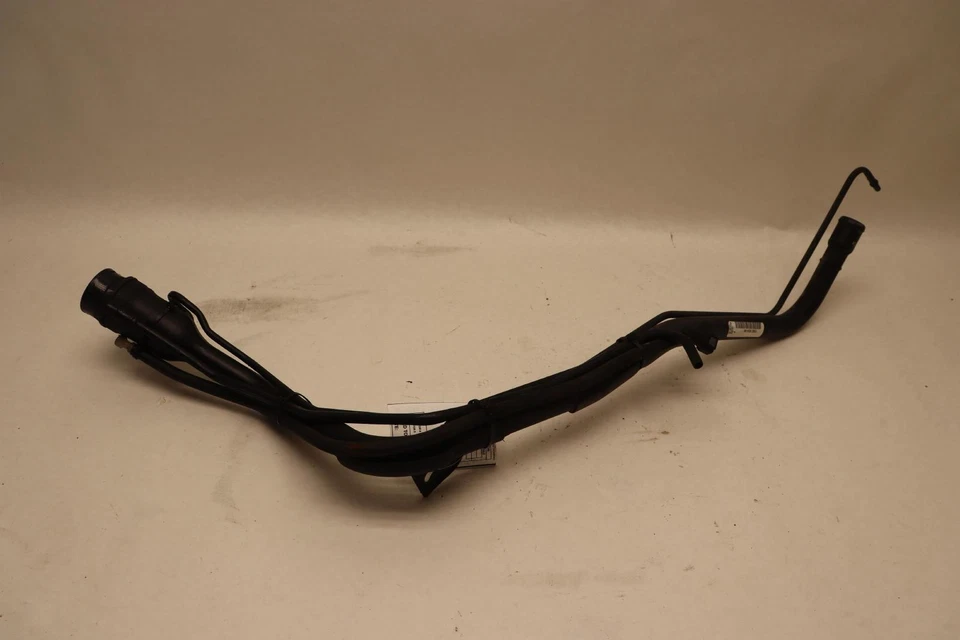 Ford Flex 2013-2019 3,5 L turbo tanque de combustible de gasolina cuello de llenado manguera tubo OEM Foto 1 de 4