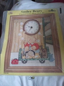 DMC Smiley bears counted cross stitch clock kit (K569 AVO) - Picture 1 of 2