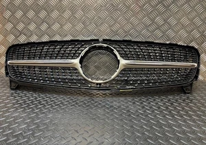 GRIGLIA PRINCIPALE PARAURTI ANTERIORE MERCEDES CLASSE A AMG 2015-2018 A1768881760 - Foto 1 di 12