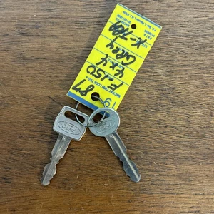 Vintage Set of Automotive Keys Lot of 2 Ford 1987 F-150 - Picture 1 of 3
