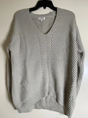 Suéter de punto suelto acanalado beige manga larga cuello en V talla mediana Umgee para mujer Foto 1 de 4