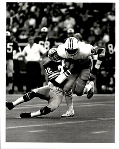 LD228 1979 Original Darryl Norenberg Photo DAVE BROWN SEATTLE SEAHAWKS v OILERS - Picture 1 of 2