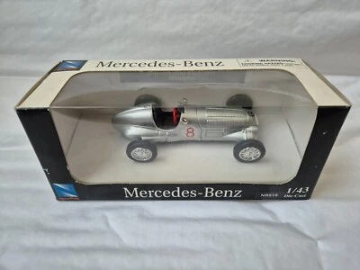 1/43 NEWRAY CLASSICO - MERCEDES BENZ W125 SILBERPFEIL 1937 AUTO DA CORSA DIECAST - Immagine 1 di 3