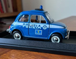 Bburago Security Team 1:24 Scale Die-cast 1968 Fiat 500 Polizia Police Car MIB - Picture 1 of 18
