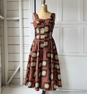 Vintage 1950s Royal Hawaiian Of Honolulu Brown Silk Pineapple Tiki Dress Medium - Picture 1 of 10