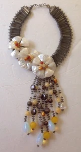 Stunning and Unique Crystal and Shell Floral Design Statement Necklace - Picture 1 of 12