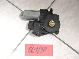 Motore alzavetro anteriore destro Audi S6 4B0959802E - Foto 1 di 1