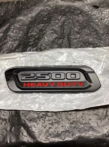 RAM DT 2500 HEAVY DUTY Left Side Black Hood Nameplate Bezel NEW OEM MOPAR 683622 - Bild 1 von 9