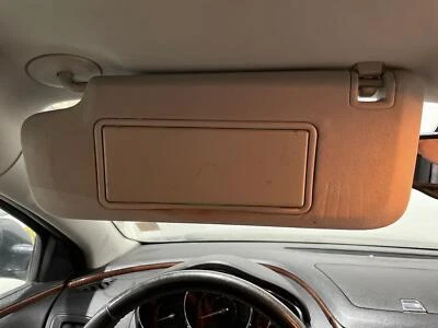 2004 - 2012 Chevy Malibu Driver LH Left Gray Illuminated Sun Vsior - Изображение 1 из 3